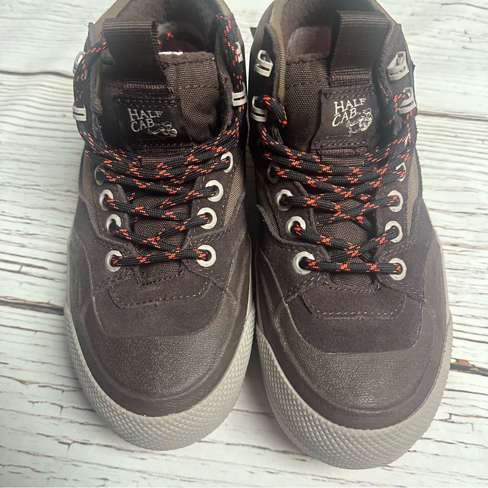 NWT! VANS MTE Half Cab Gore-Tex Shoes - Picture 4 of 16